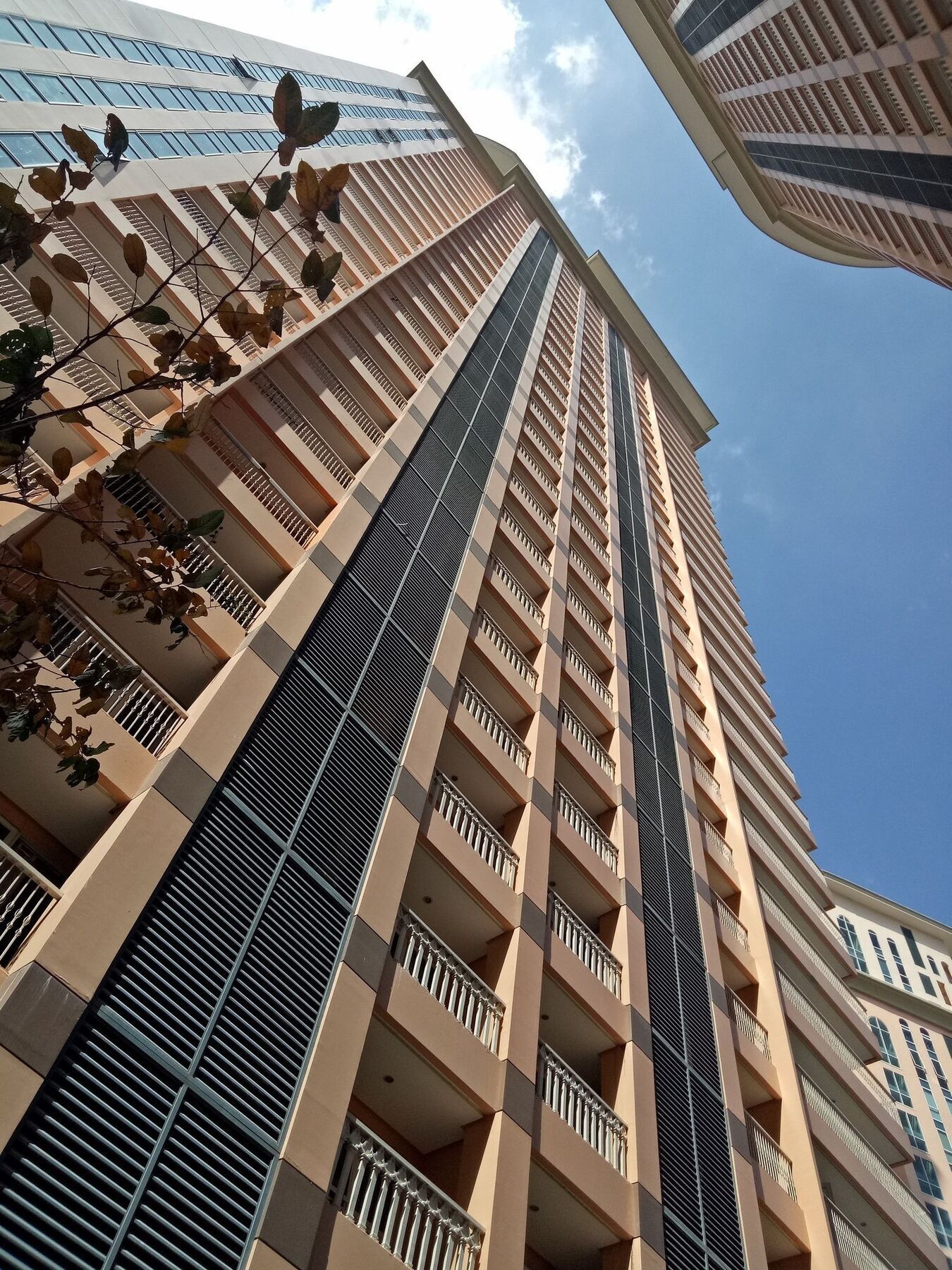 Venice Mckinley Hill Taguig Bgc Exterior photo